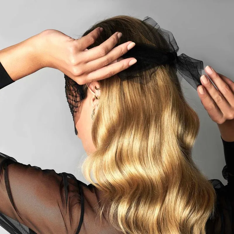 Maison Close Masque Le Mystérieux 4 Maison Close Masque Le Mystérieux – Image 2