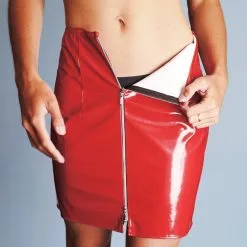Dollhouse Jupe Courte Ouvrable En Vinyle - Rouge 10 Dollhouse Jupe Courte Ouvrable En Vinyle - Rouge -Lingerie Soldes jupe courte rouge 02