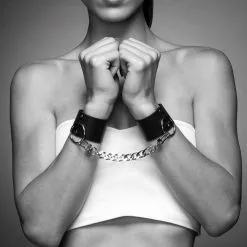 Menottes - Maze 7 Menottes - Maze -Lingerie Soldes menottes 1