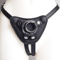 The Sinners Harnais Pour Gode-ceinture Avec Plastron Amovible - Cuir Souple Noir -Lingerie Soldes strapon noir plein boucletrous petit 1