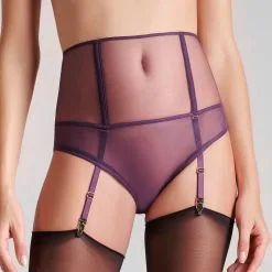 Maison Close Tanga Ouvert Porte-jarretelles - L'Amoureuse - Orchidée Violette 10 Maison Close Tanga Ouvert Porte-jarretelles - L'Amoureuse - Orchidée Violette -Lingerie Soldes tanga haut pj l amoureuse orchidee violette 4