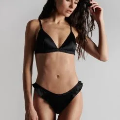 Maison Close Tanga En Soie - Rendez-vous Noir 15 Maison Close Tanga En Soie - Rendez-vous Noir -Lingerie Soldes tanga rendez vous noir 3